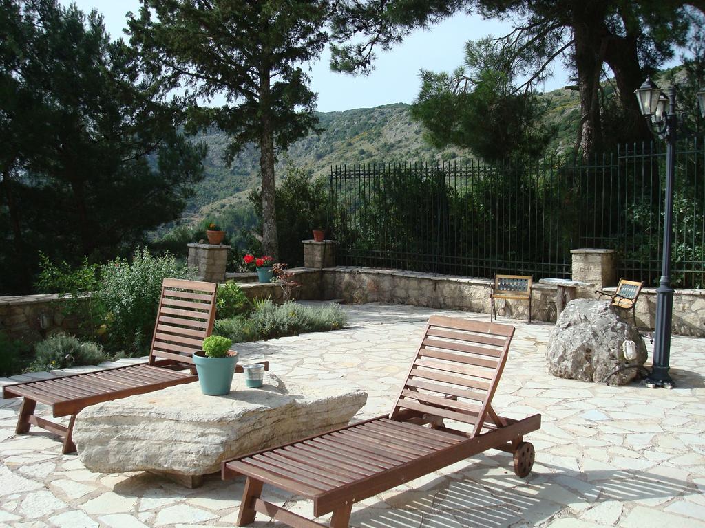 Merlot Village Rental Properties Kariá Dış mekan fotoğraf